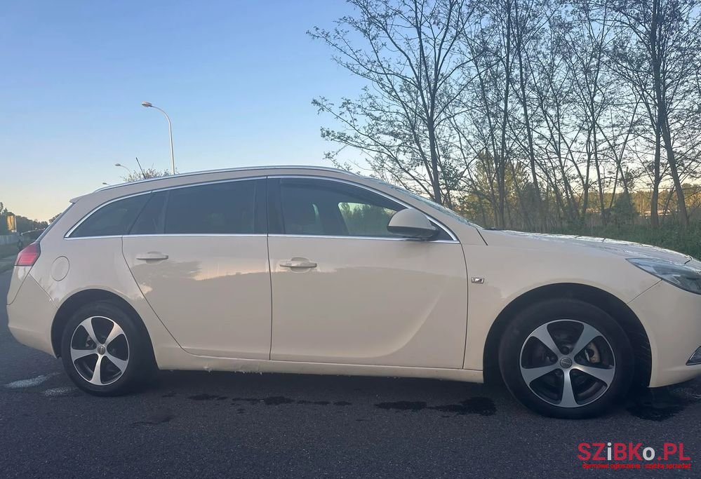 2009' Opel Insignia 2.0 Cdti photo #6