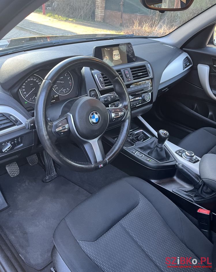 2016' BMW 1 Series photo #1