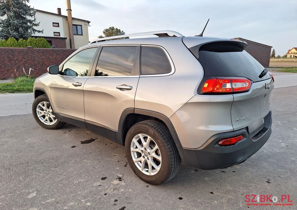 2014' Jeep Cherokee photo #3