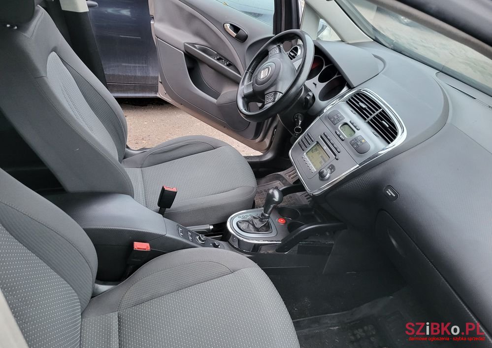 2007' SEAT Altea XL photo #5