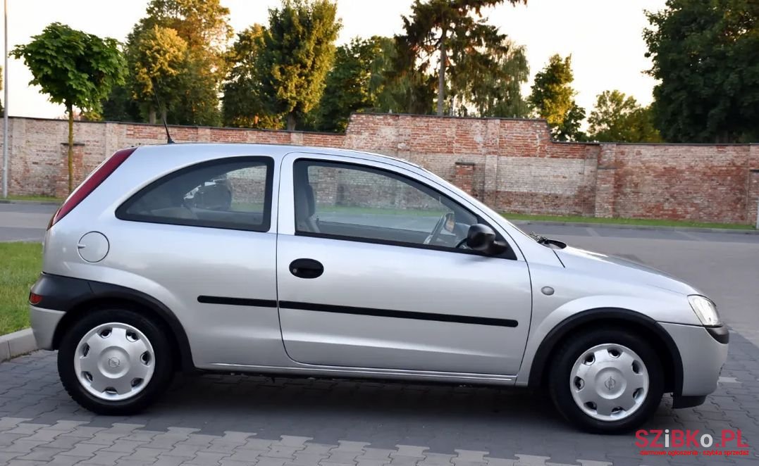 2001' Opel Corsa Comfort photo #5