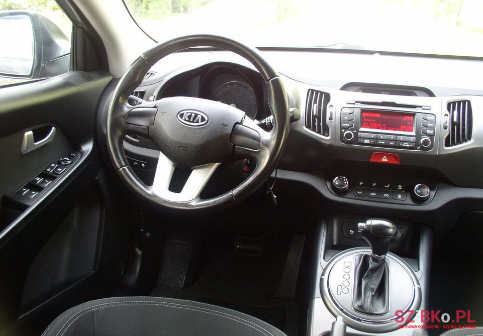 2010' Kia Sportage photo #6
