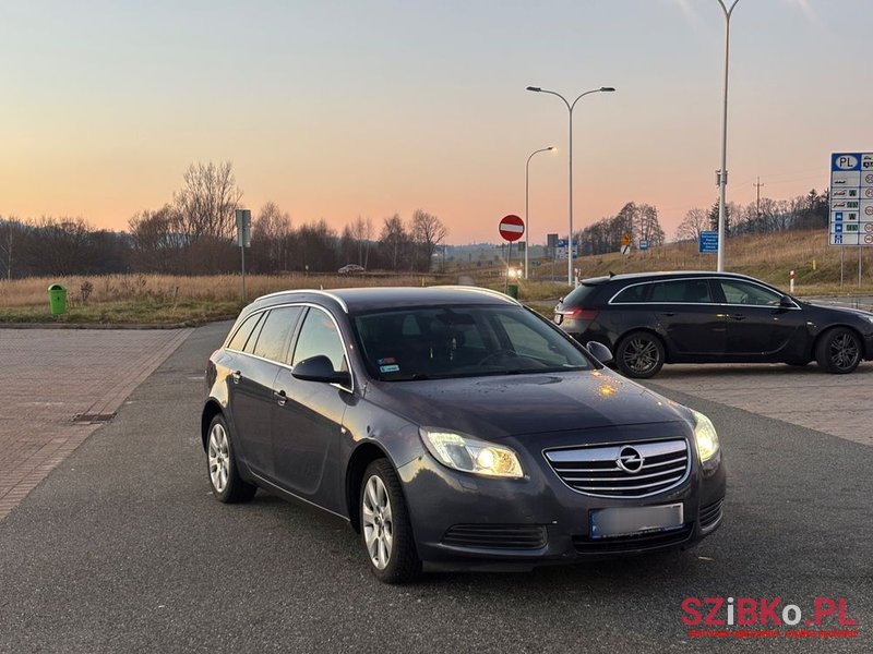 2009' Opel Insignia 2.0 Cdti Cosmo photo #3