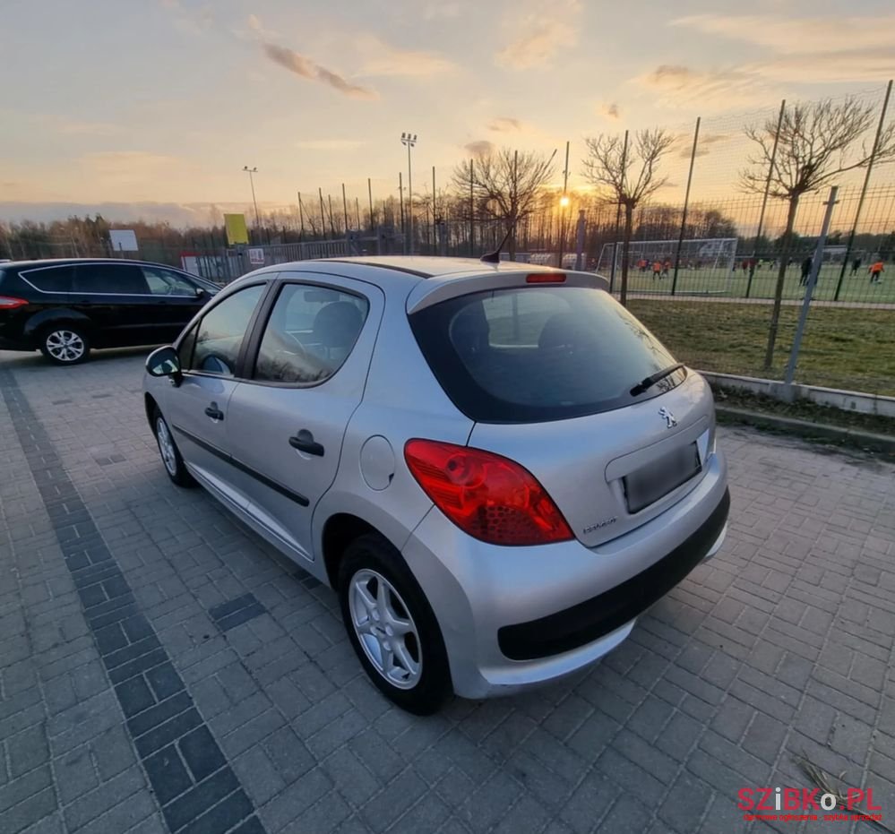 2009' Peugeot 207 1.4 Access photo #5