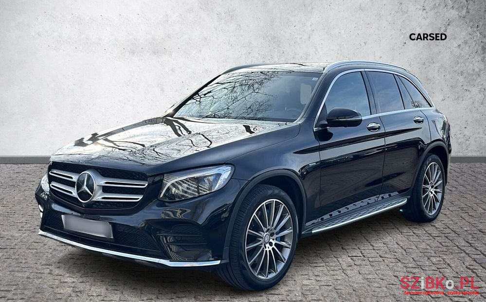 2016' Mercedes-Benz GLC photo #1