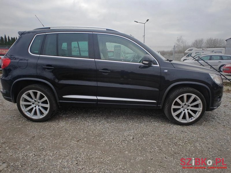 2009' Volkswagen Tiguan photo #3