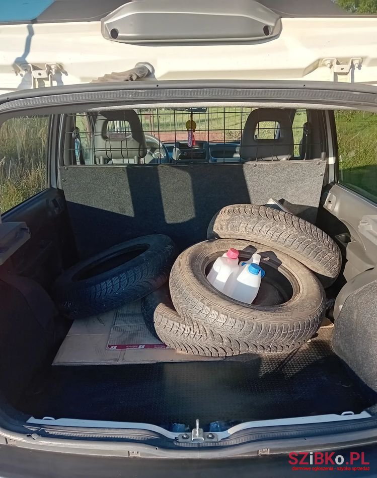 2011' Fiat Panda photo #6