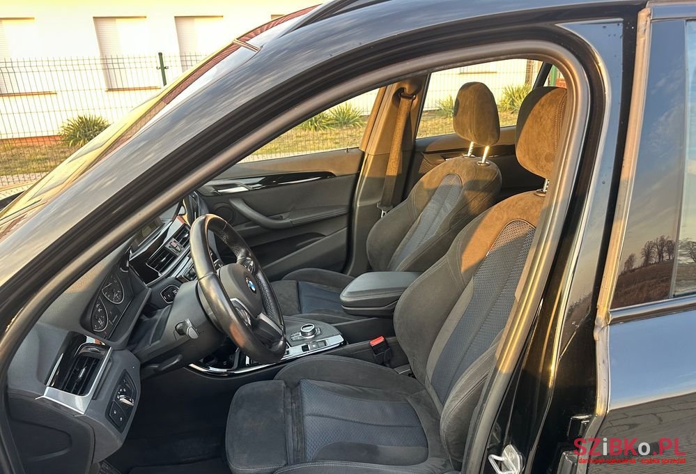 2017' BMW X1 Sdrive18I M Sport photo #4