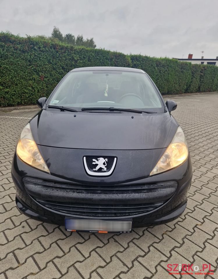 2006' Peugeot 207 photo #1