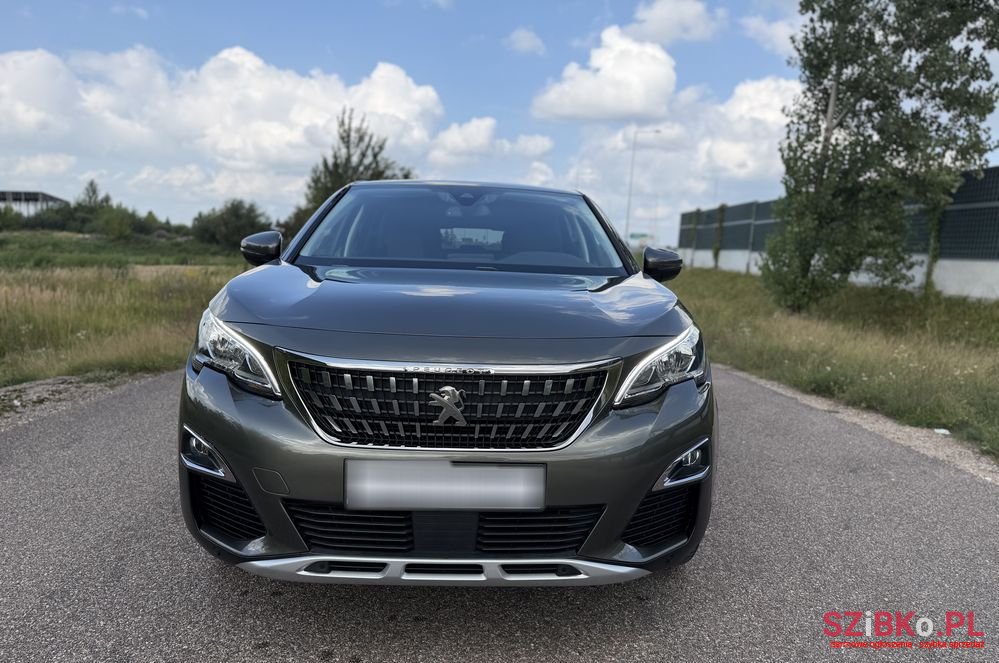 2020' Peugeot 3008 photo #3