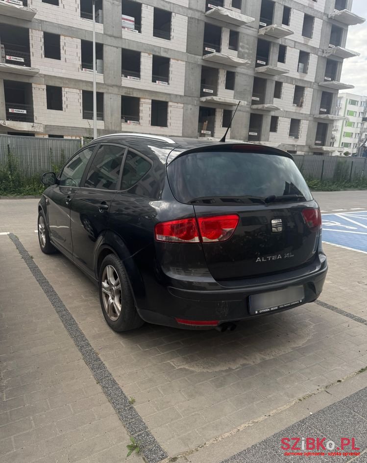 2008' SEAT Altea XL photo #1