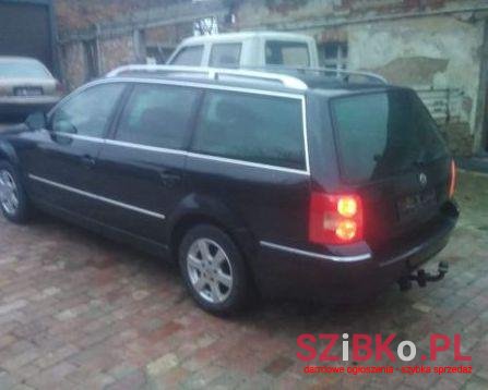 2004' Volkswagen Passat photo #3