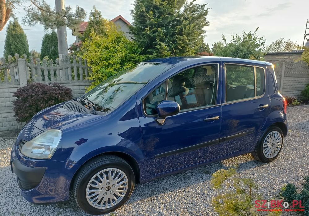 2008' Renault Modus photo #1