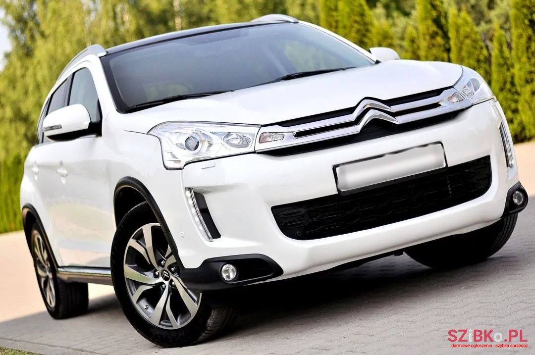 2016' Citroen C4 Aircross photo #2