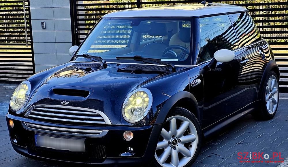 2005' MINI Cooper S Standard photo #3