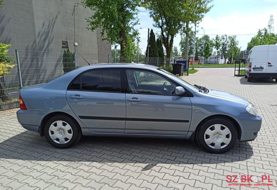 2002' Toyota Corolla photo #6