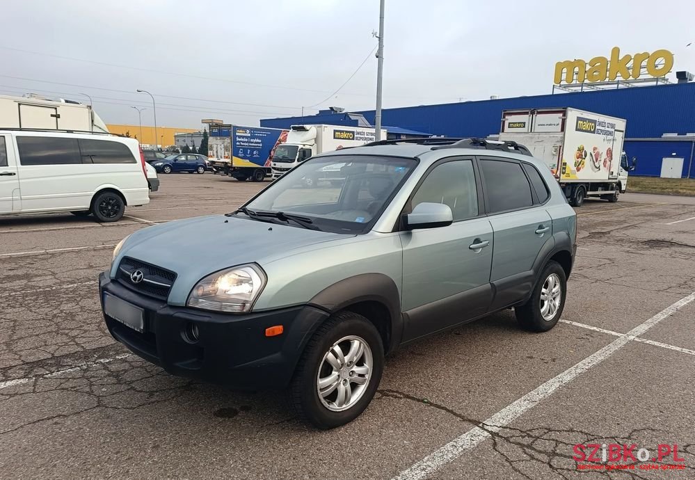 2008' Hyundai Tucson 2.7 V6 4Wd Gls photo #2