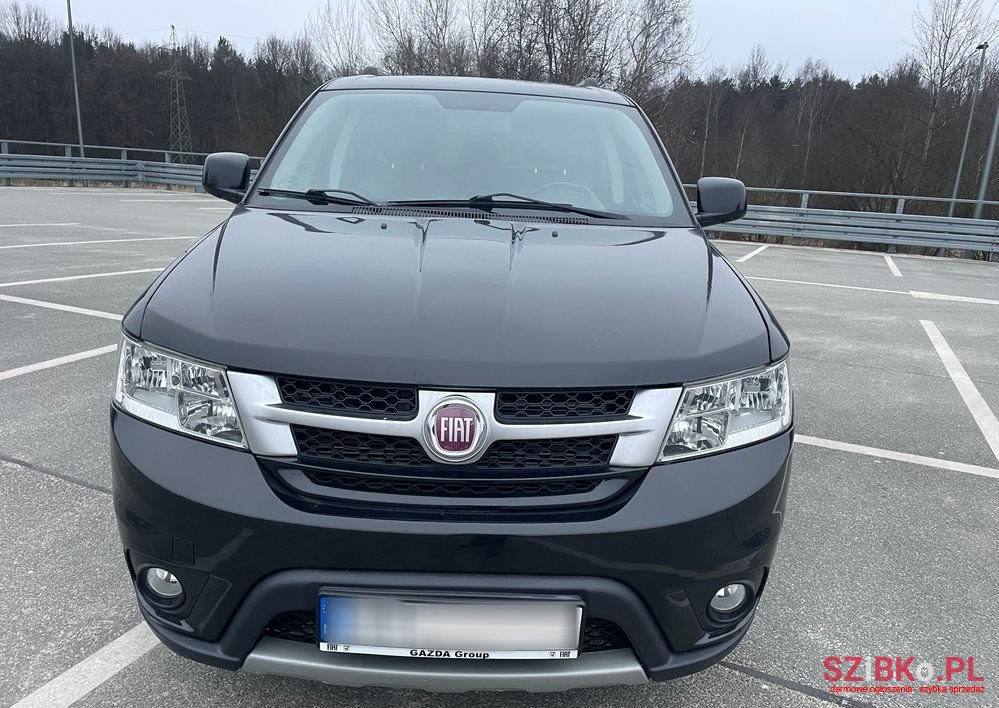 2012' Fiat Freemont photo #3