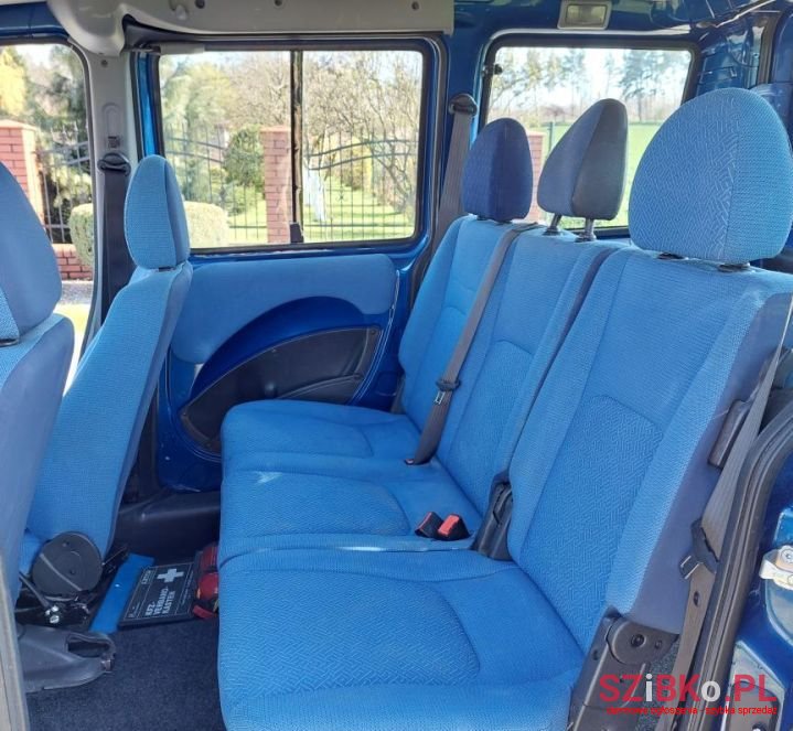 2005' Fiat Doblo photo #3