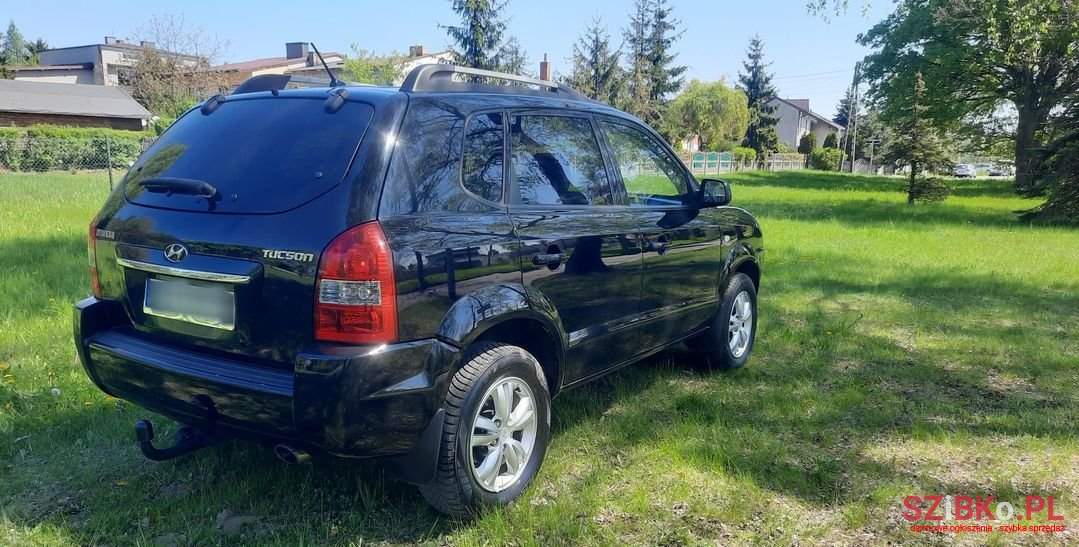 2009' Hyundai Tucson photo #4