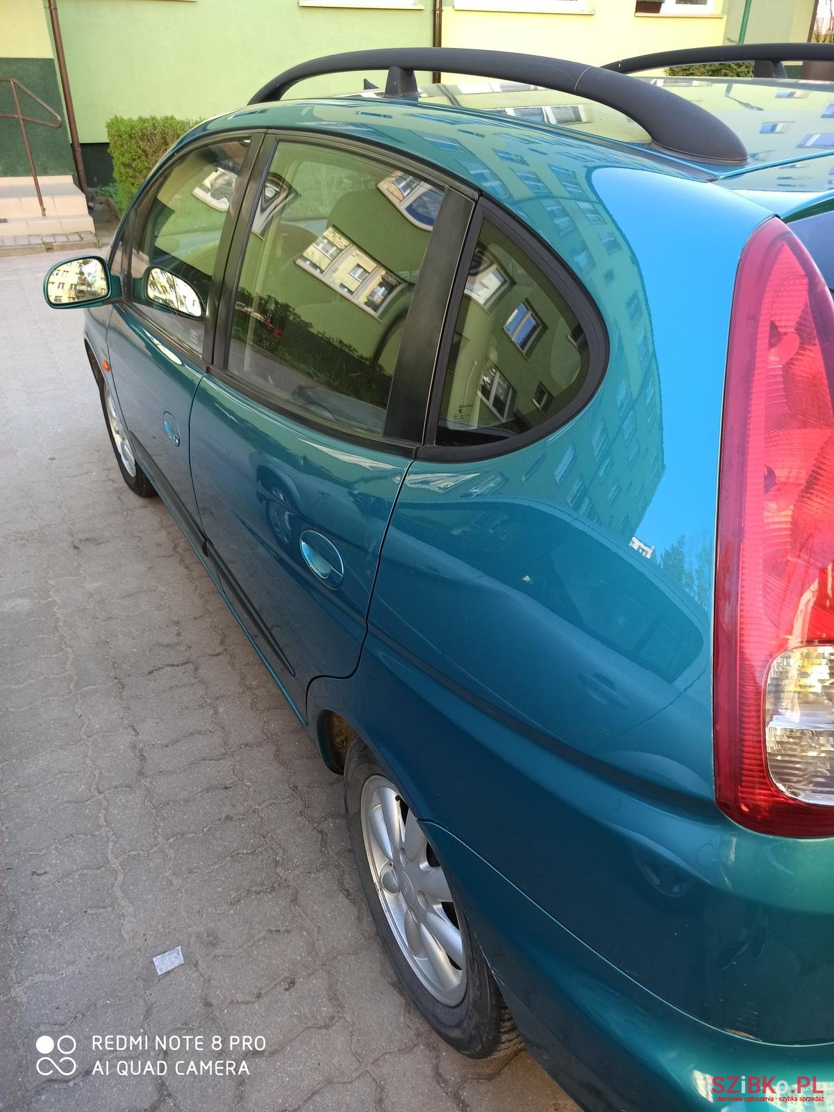 2001' Daewoo Rezzo photo #1