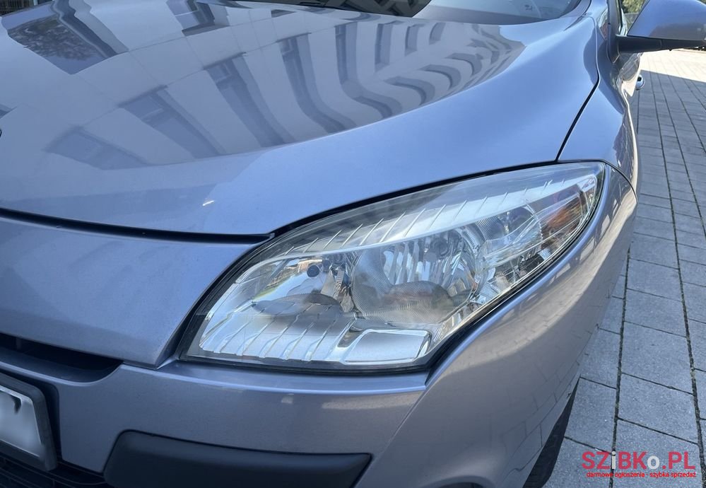 2010' Renault Megane 1.5 Dci Generation photo #6