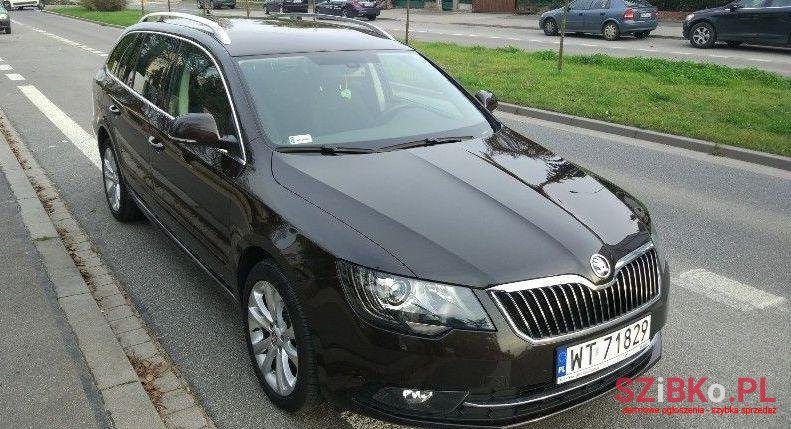 2015' Skoda Superb photo #1