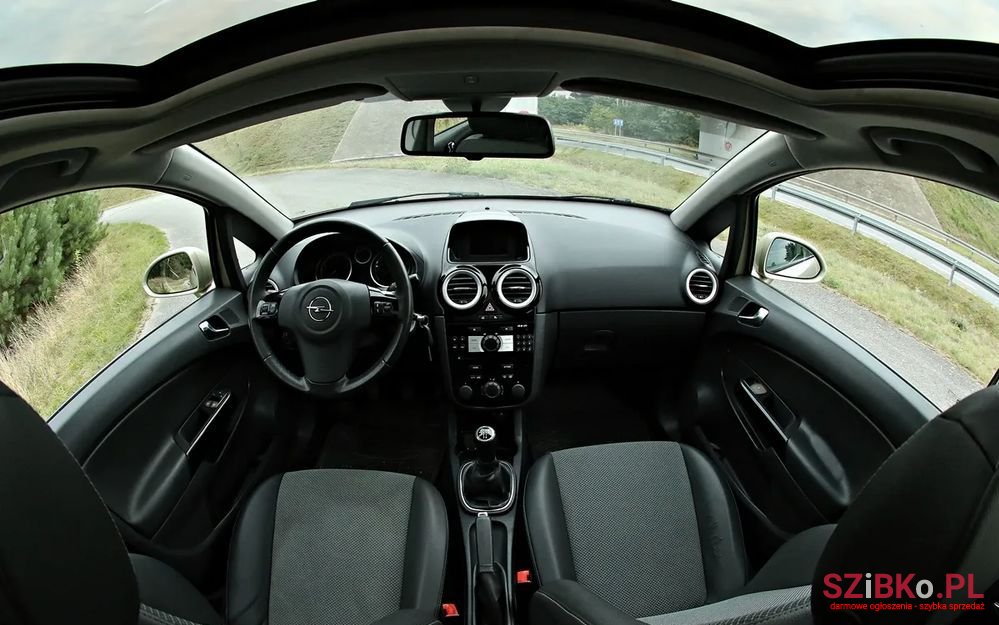 2009' Opel Corsa 1.4 Cosmo photo #3