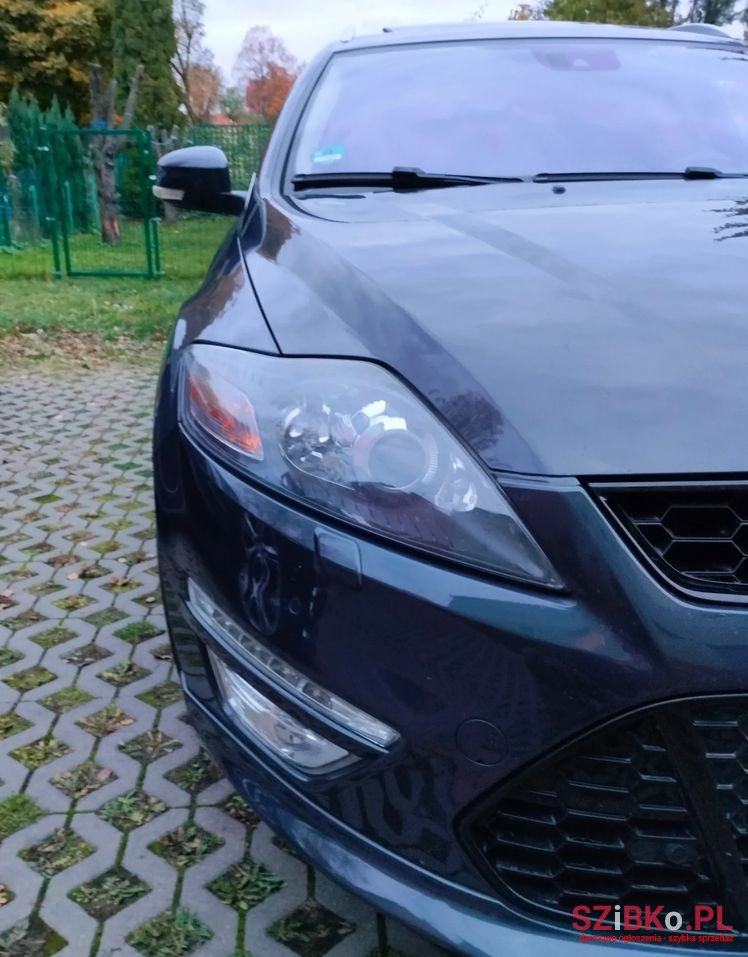 2014' Ford Mondeo photo #2