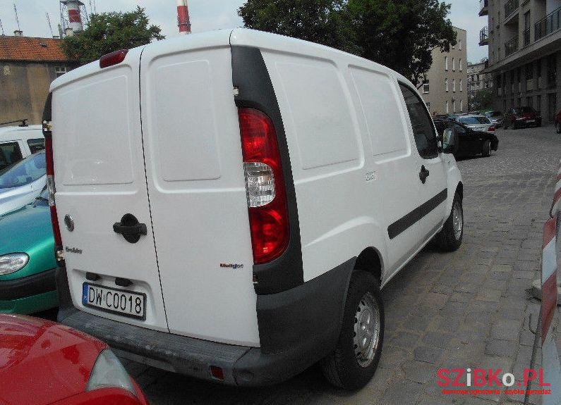 2007' Fiat Doblo photo #1