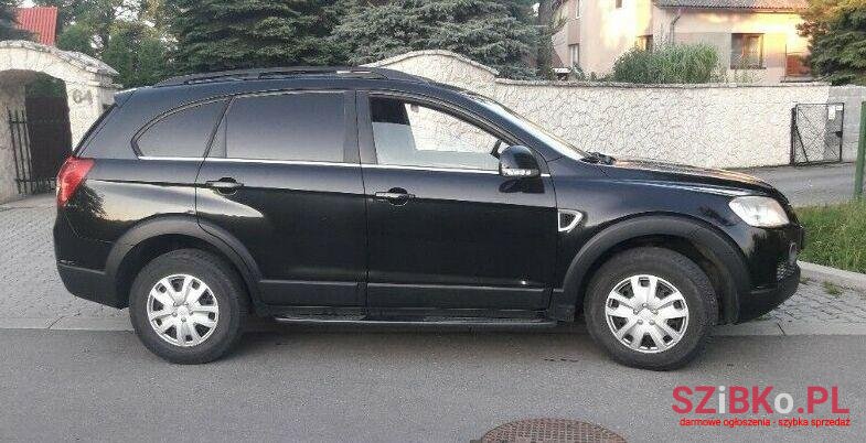 2008' Chevrolet Captiva photo #1