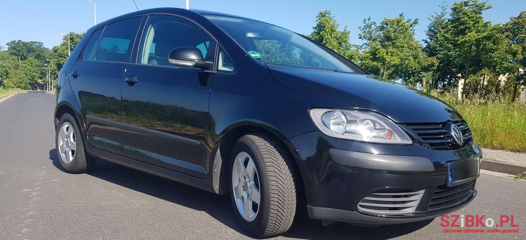 2005' Volkswagen Golf Plus photo #4