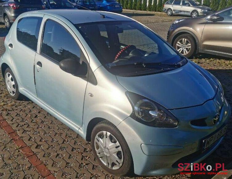 2007' Toyota Aygo photo #1
