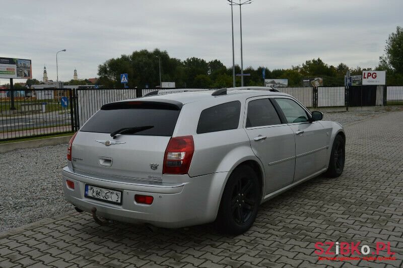 2005' Chrysler 300C photo #5