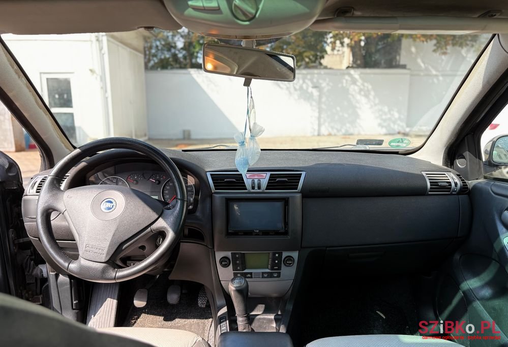 2006' Fiat Stilo 1.8 16V Dynamic photo #4