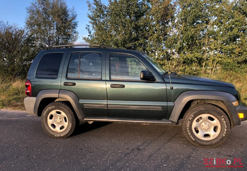 2006' Jeep Liberty 3.7 4X4 photo #4