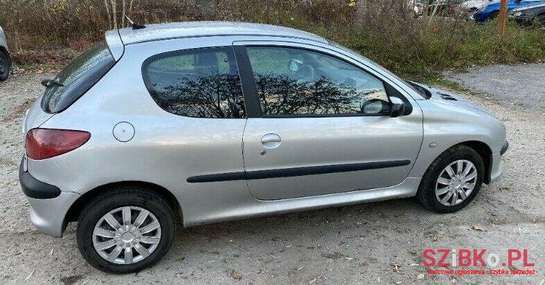 2002' Peugeot 206 photo #1