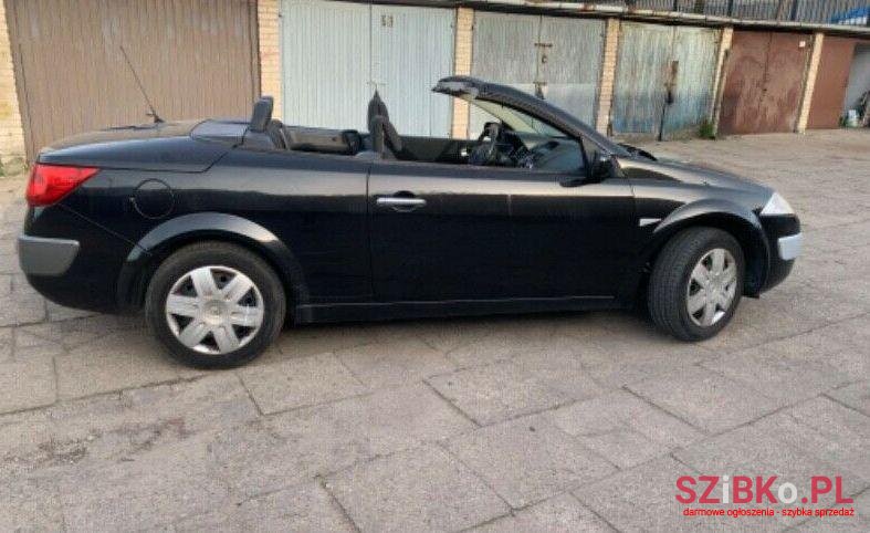 2005' Renault Megane photo #1