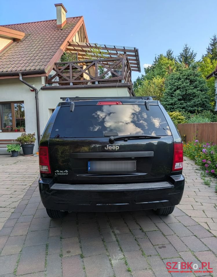 2008' Jeep Grand Cherokee 3.7 4X4 Laredo photo #5