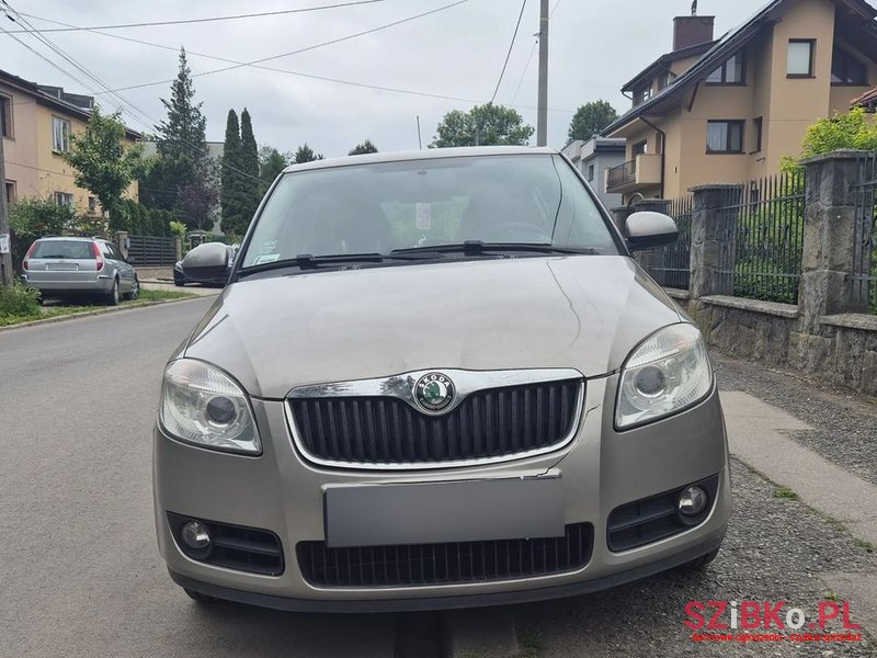 2008' Skoda Fabia 1.4 16V Comfort photo #2