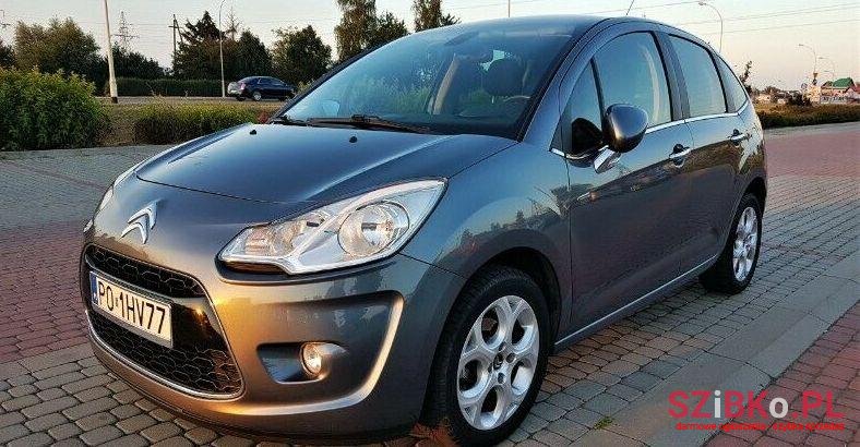 2011' Citroen C3 Picasso photo #1