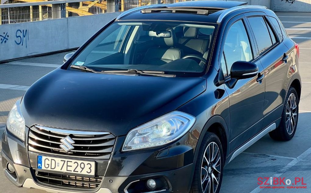 2014' Suzuki Sx4 S-Cross photo #1