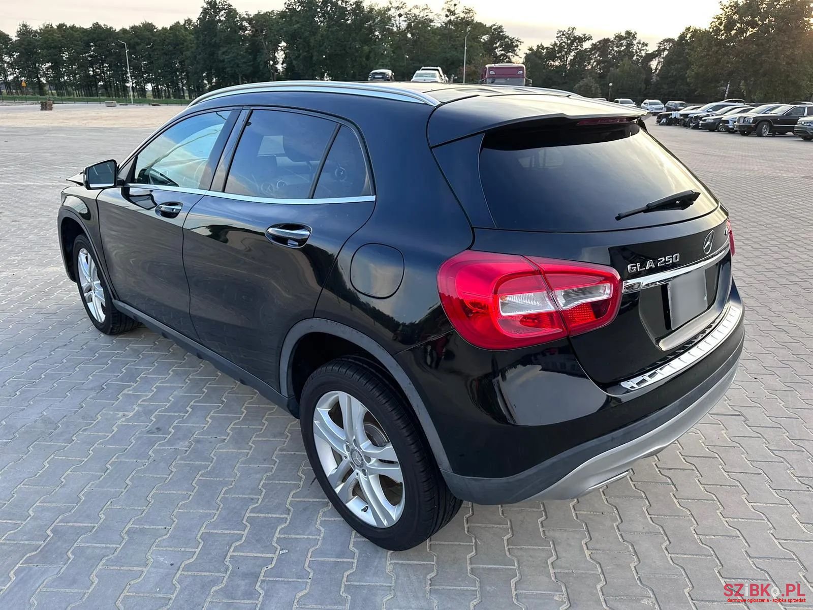 2016' Mercedes-Benz GLA photo #5