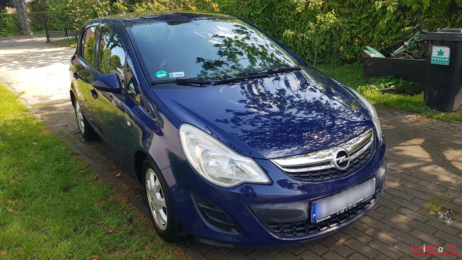 2012' Opel Corsa photo #1