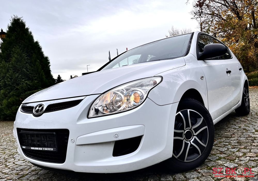 2008' Hyundai i30 photo #1