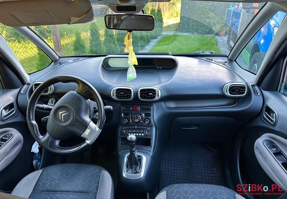 2009' Citroen C3 Picasso 1.4I Attraction photo #5