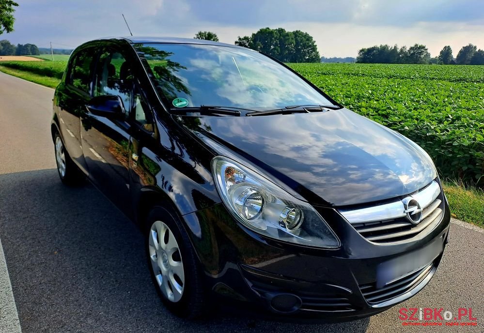 2010' Opel Corsa 1.4 16V Edition 150 photo #2