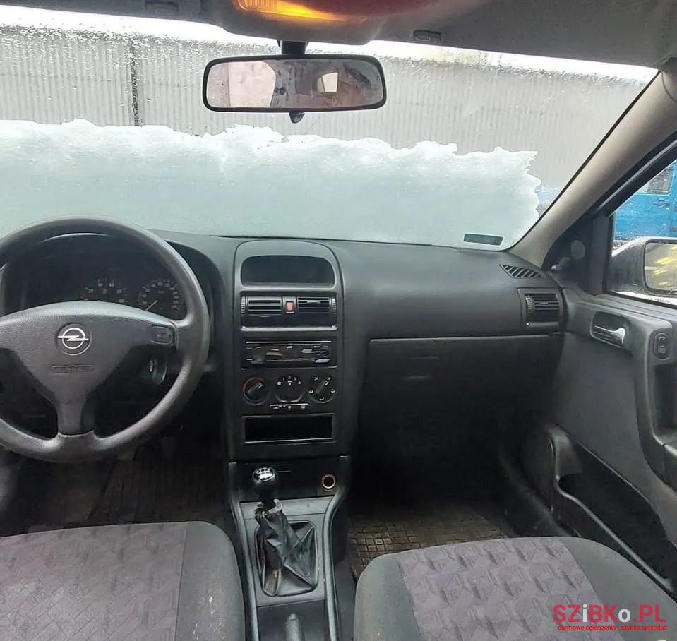 2002' Opel Astra Ii Cabrio 1.6 photo #2