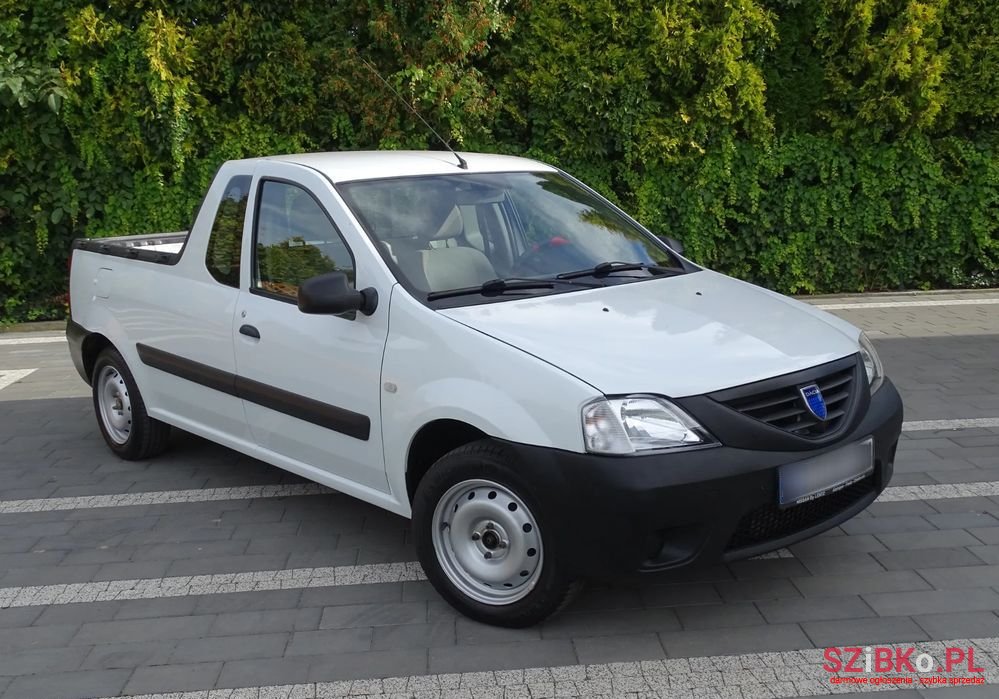 2009' Dacia Logan photo #1