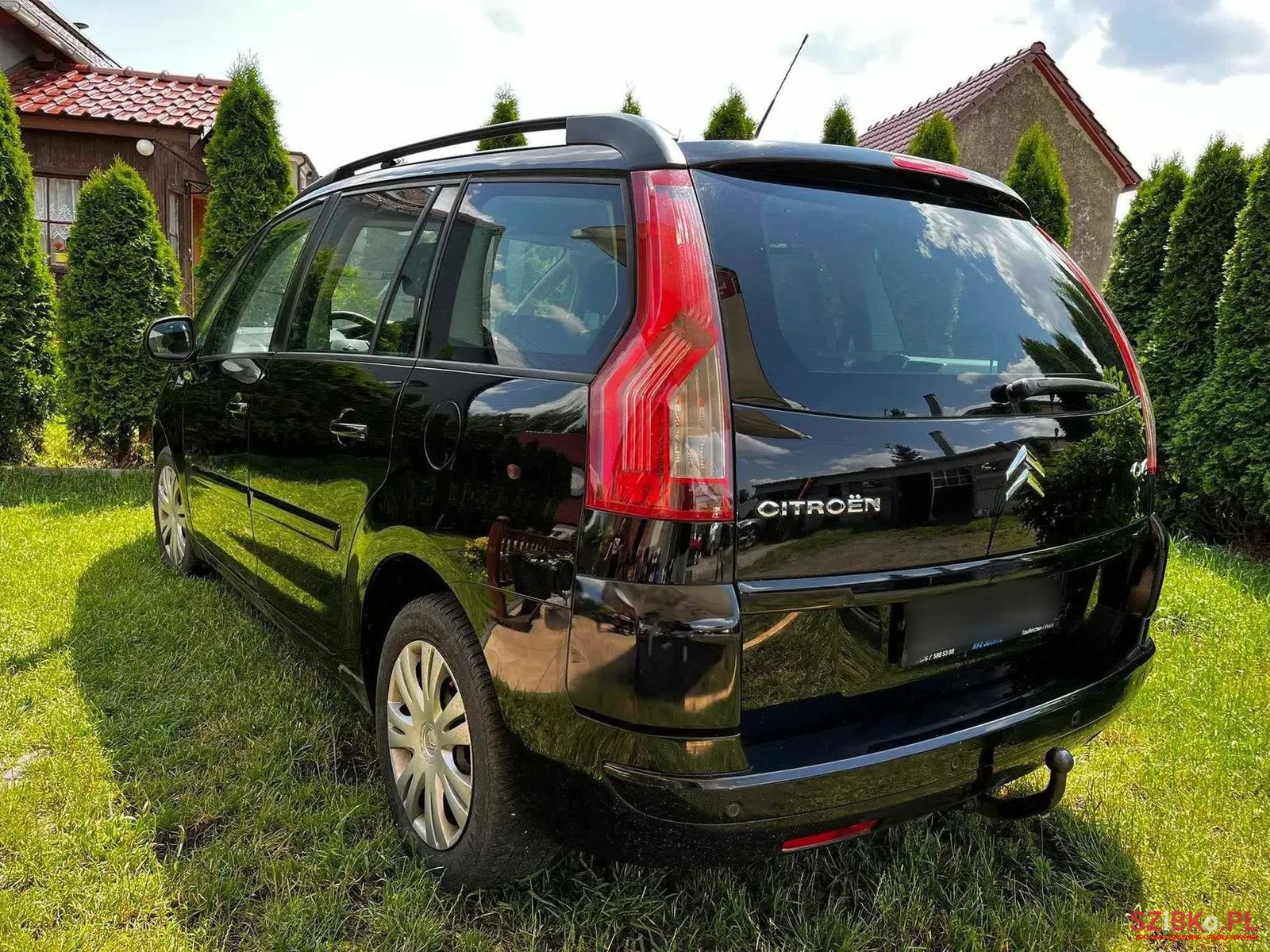 2009' Citroen C4 Grand Picasso photo #2